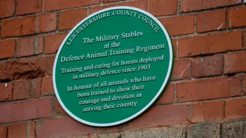 Leicestershire County Council Green plaque