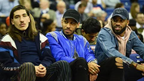 Arsenal's Spanish defender Hector Bellerin, Arsenal's Gabonese striker Pierre-Emerick Aubameyang and Arsenal's French striker Alexandre Lacazette