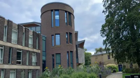 Chris/Geograph Fitzwilliam College