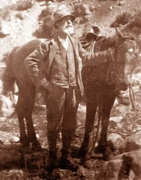 Collie and Mackenzie Heritage Group John Mackenzie