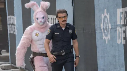 Alan Markfield Utkarsh Ambudkar and Joe Keery in Free Guy