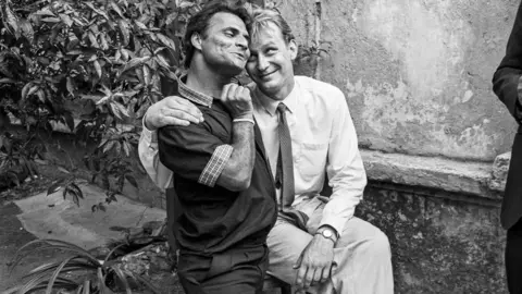 Lilliput and Stellan Skarsgard on the sets of The Perfect Murder, Bombay 1987