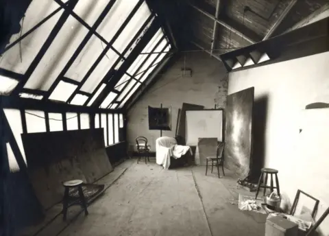 Bradford Museums Daylight studio at Belle Vue