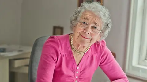 Eliz Huseyin Judith Kerr