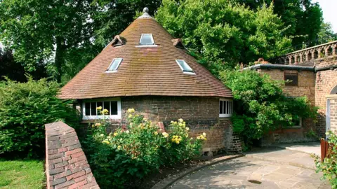 Getty Images Ice house