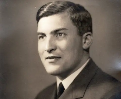 Geoffrey Sturr Sqn Ldr Henry Melvin "Dinghy" Young