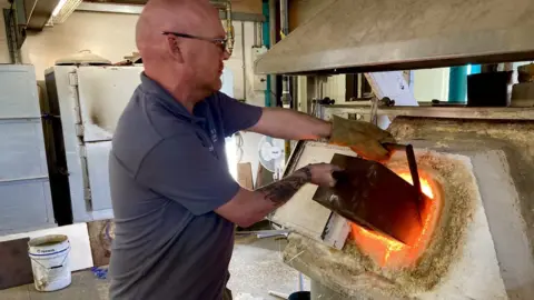 Martin Giles/BBC Langham Glass' furnace