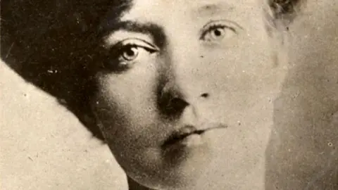 Kitty Marion mug shot