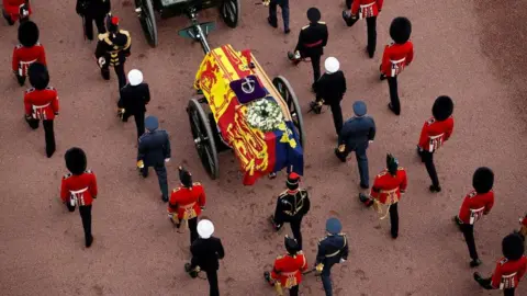 BBC streaming Queen Elizabeth II lying in state