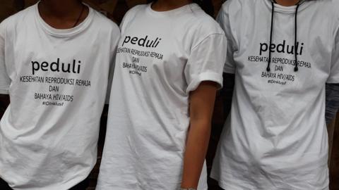 Diperkosa semasa SD, dilacurkan pada usia dini: kisah dua gadis belia