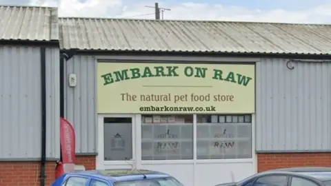 Google Embark on Raw