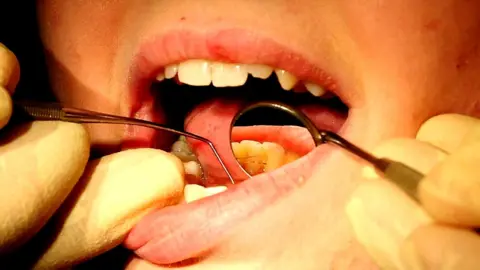 PA Media Dental examination