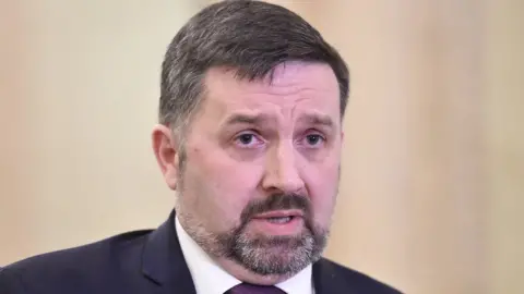 PAcemaker Robin Swann