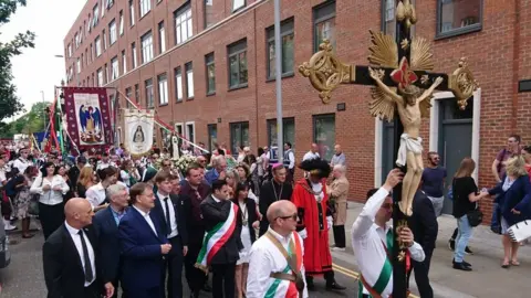Madonna del Rosario procession