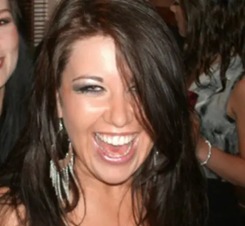 Rachel Plummer Laura Plummer