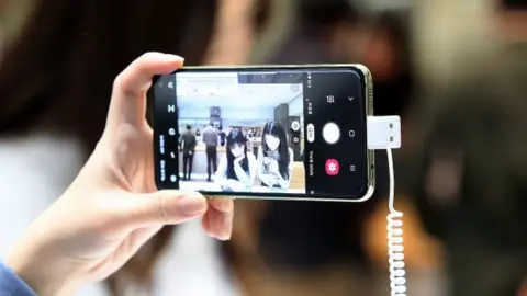 EPA Samsung Galaxy S10