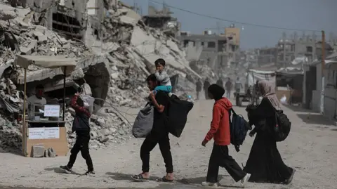 Palestinian residents begin fleeing toward areas they believe to be safer