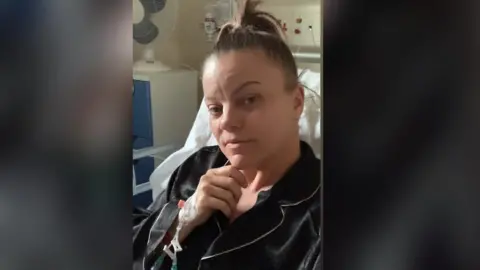 Leanne Hills Leanne Hills in hospital