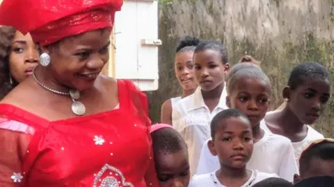 Brigitte Limor Lizben Agha with Igbo Jewish children