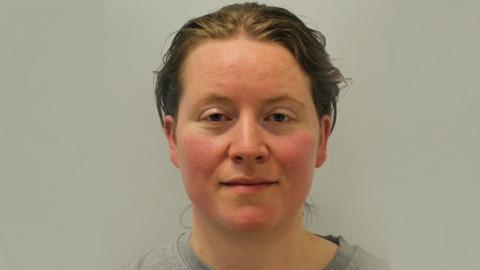 'Devious' killer who decapitated friend must serve 34 years - BBC News