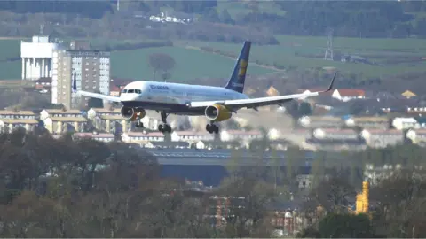 Getty Images Aircraft landing at Glasgow Airport