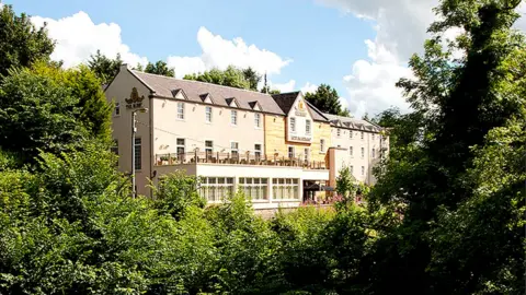 Manor View Hotels Busby Hotel