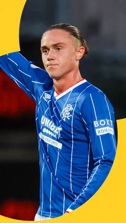 Aasgaard celebrates