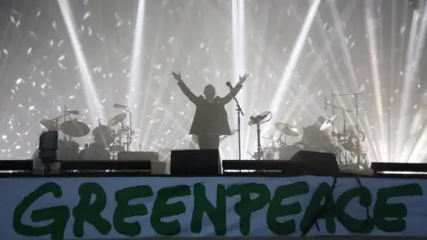 Alex Stoneman/ Greenpeace Radiohead at Glastonbury