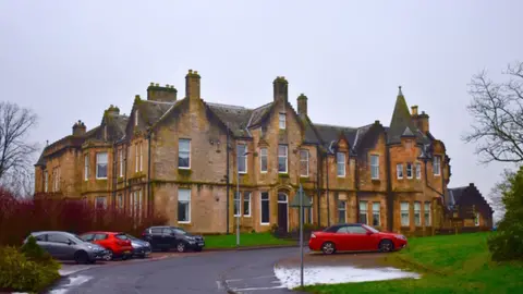 Mark S/Geograph Redheugh Adolescent Home