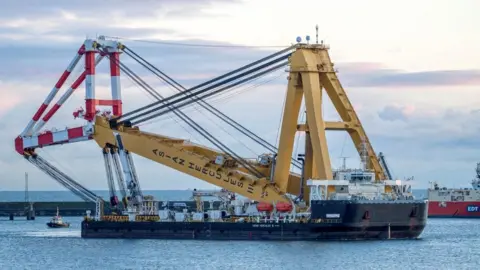 TVP Crane in Peterhead