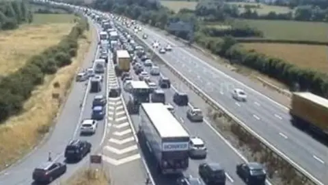Highways England traffic on the M6