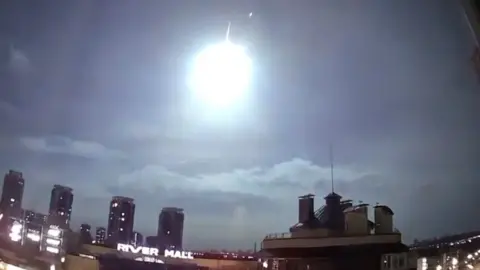 White light in the sky over Kyiv