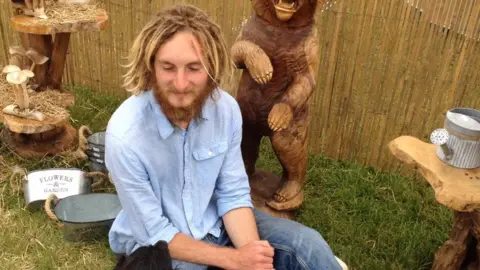 Facebook Alexander Lewis-Ranwell