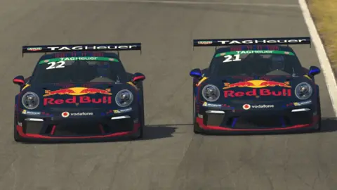 Getty Images Graham Carroll's car, number 21, is on the right