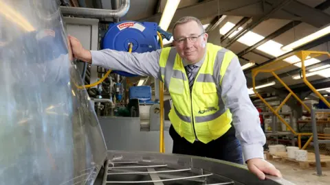 Lorne Campbell Nick Garthwaite