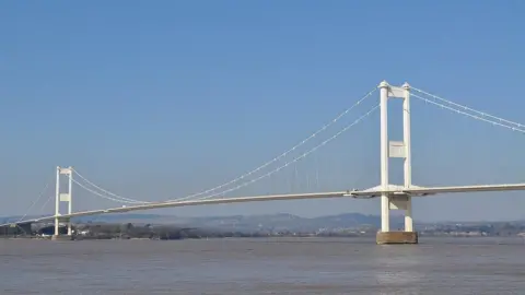 Nicholas Mutton/Geograph M48 Severn Bridge