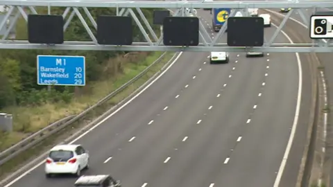 BBC Traffic on the M1