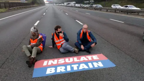 Insulate Britain M25 protesters