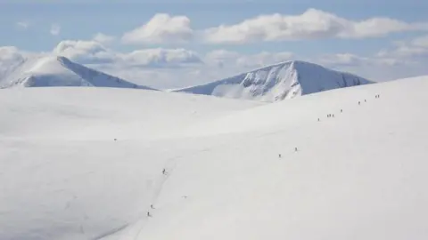 SAIS Northern Cairngorms Cairngorm Plateau