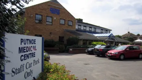 Philip Jeffrey/Geograph Putnoe Medical Centre