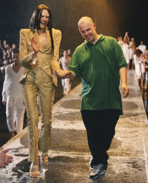 The 11 best Alexander McQueen runway moments of all time