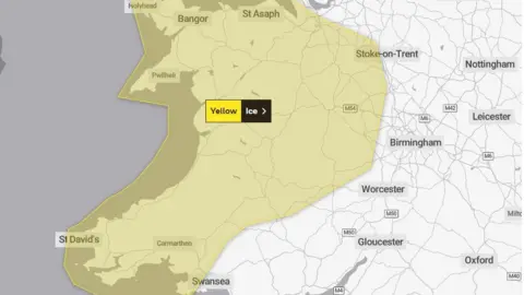 The Met office Weather warning for ice covering all of Wales