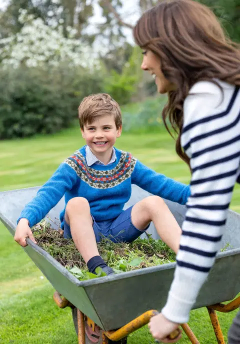 PA Media Prince Louis pictured with his mother, the Princess of Wales