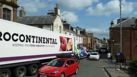 Mary and Angus Hogg/Geograph HGV on Maybole High Street