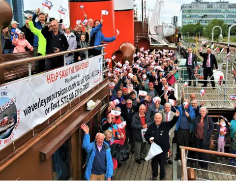 Hugh Dogherty Waverley supporters