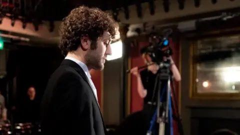 Vahan Salorian Vahan Salorian