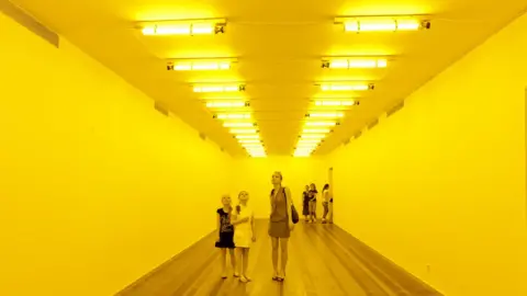 Olafur Eliasson Olafur Eliasson exhibition at Tate Modern