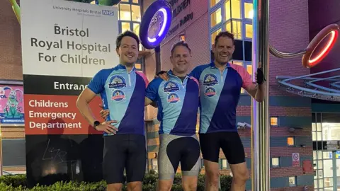 Jamie Spiers Jamie and his friends arriving at the hospital