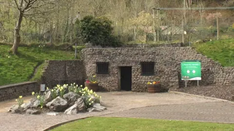 Rhondda Cynon Taf CBC Taff's Well thermal spring