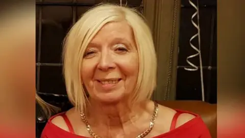 FAMILY PHOTO Linda Maggs